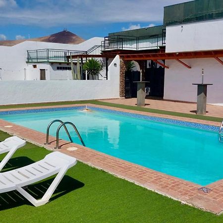 Lanzarote Hostel アレシフェ エクステリア 写真
